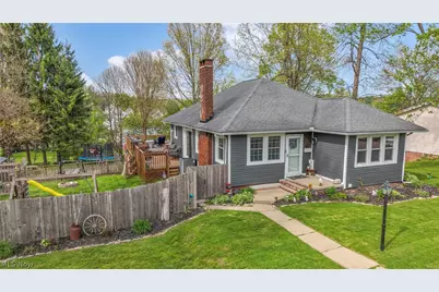275 4th Street SW, Brewster, OH 44613 - Photo 5