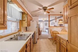 464 Jefferson Ave, Barberton, OH 44203 - Photo 5