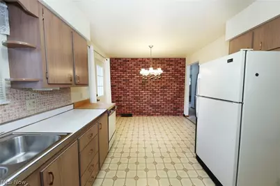 1352 Barone Drive Extension, Weirton, WV 26062 - Photo 9