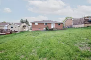 1352 Barone Dr Ext, Weirton, WV 26062 - Photo 3