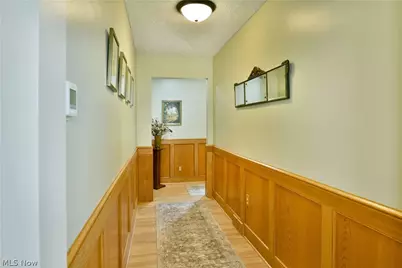 3203 Morrow Drive, Cortland, OH 44410 - Photo 5