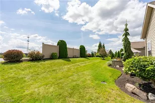 9684 Emerald Bluff Cir NW, Canal Fulton, OH 44614 - Photo 25