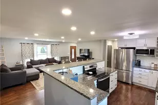 751 Woodstock Rd, Akron, OH 44312 - Photo 5