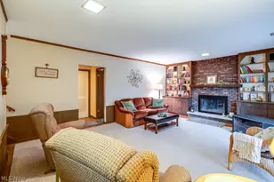 6100 Paisley Dr, North Olmsted, OH 44070 - Photo 13
