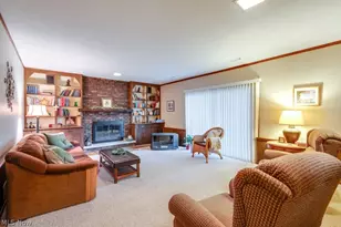 6100 Paisley Dr, North Olmsted, OH 44070 - Photo 11