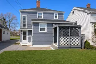 367 E 211th St, Euclid, OH 44123 - Photo 5