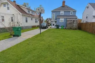 367 E 211th St, Euclid, OH 44123 - Photo 7
