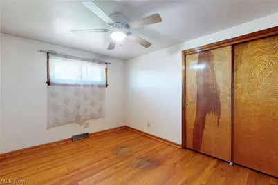 523 Juanita Street, Steubenville, OH 43952 - Photo 21