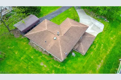 523 Juanita Street, Steubenville, OH 43952 - Photo 3