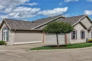 181 Heritage Crossing SE, Sugarcreek, OH 44681 - Photo 11
