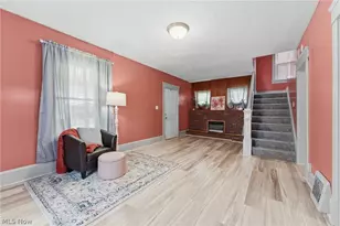 329 Girard Ave NE, Canton, OH 44704 - Photo 9