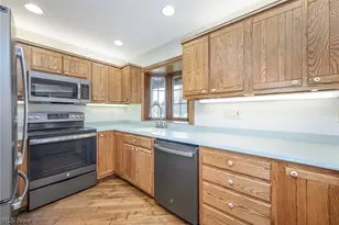 46675 Clarkson Rd, Rogers, OH 44455 - Photo 9