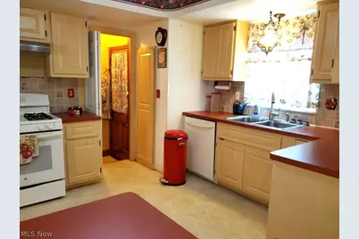 4616 Monticello Boulevard, South Euclid, OH 44143 - Photo 9