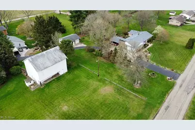 7470 Gayview Street, Louisville, OH 44641 - Photo 5