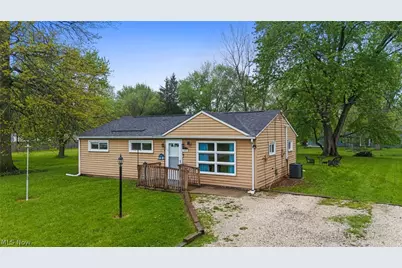 648 Richie Drive, Brunswick, OH 44212 - Photo 3