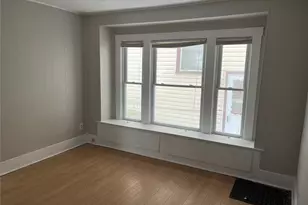 384 W Bartges St, Akron, OH 44307 - Photo 9