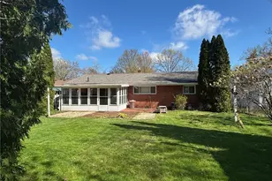 326 Bowman Dr, Kent, OH 44240 - Photo 5