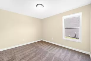 3367 Wicker St NE, Canton, OH 44721 - Photo 3