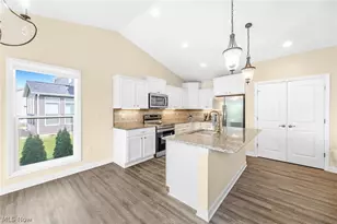 3367 Wicker St NE, Canton, OH 44721 - Photo 11