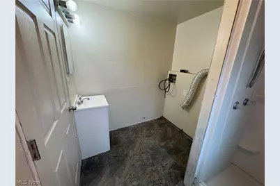 325 E High Street, Leetonia, OH 44431 - Photo 21