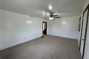 325 E High St, Leetonia, OH 44431 - Photo 15