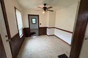 325 E High St, Leetonia, OH 44431 - Photo 11