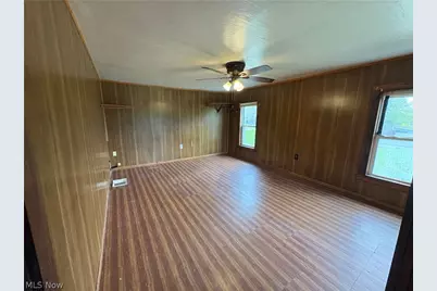 325 E High Street, Leetonia, OH 44431 - Photo 23