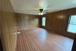 325 E High St, Leetonia, OH 44431 - Photo 23