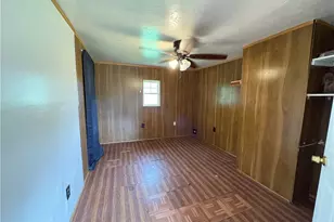 325 E High St, Leetonia, OH 44431 - Photo 27