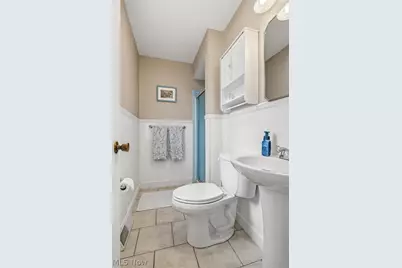 29575 Dorchester Drive, North Olmsted, OH 44070 - Photo 23