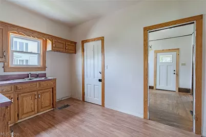 244 Jones Street, Shreve, OH 44676 - Photo 9