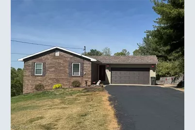 165 Wynnwood Drive, Marietta, OH 45750 - Photo 1