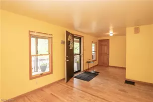 2393 Goodenough Ave, Akron, OH 44320 - Photo 3