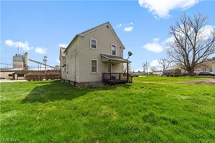 122 Elbe St, Elyria, OH 44035 - Photo 15