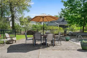 21012 Halburton Rd, Beachwood, OH 44122 - Photo 47