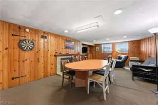 21012 Halburton Rd, Beachwood, OH 44122 - Photo 37