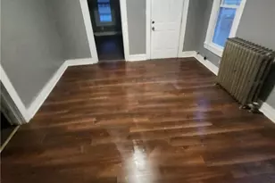 407 W 22nd St, Lorain, OH 44052 - Photo 3