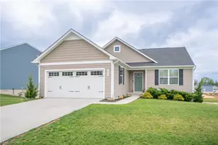 3892 Higgins Dr, Norton, OH 44203 - Photo 1