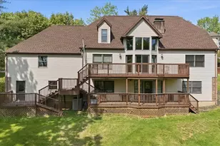 75 Oakridge Dr, Parkersburg, WV 26104 - Photo 3