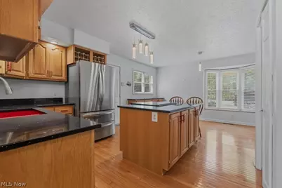75 Oakridge Drive, Parkersburg, WV 26104 - Photo 9