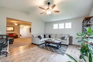 4138 Whispering Springs Ln, Mogadore, OH 44260 - Photo 23