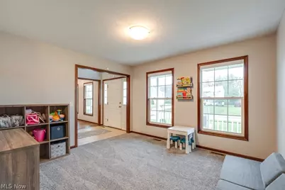4138 Whispering Springs Lane, Mogadore, OH 44260 - Photo 7