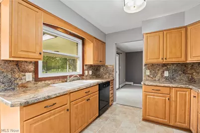 44675 Middle Ridge Road, Amherst, OH 44001 - Photo 7