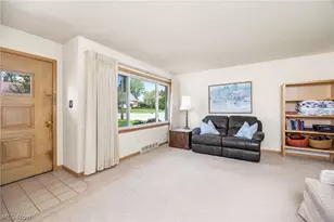 3998 Highland Dr, Mogadore, OH 44260 - Photo 19