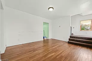 421 S Park Ave, Alliance, OH 44601 - Photo 11
