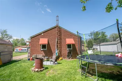 462 Fenton Avenue NE, Canton, OH 44704 - Photo 19