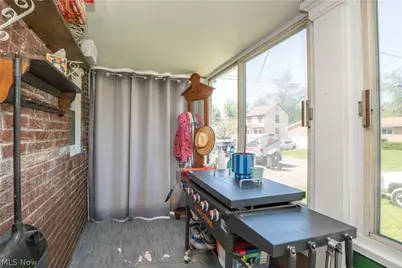 462 Fenton Avenue NE, Canton, OH 44704 - Photo 11