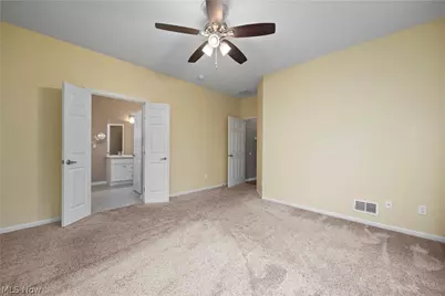 9428 Drury Way, North Ridgeville, OH 44039 - Photo 29