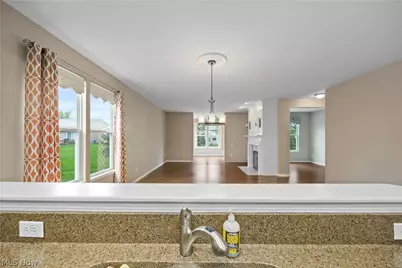 9428 Drury Way, North Ridgeville, OH 44039 - Photo 17