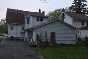 559 Redondo Rd, Youngstown, OH 44504 - Photo 3